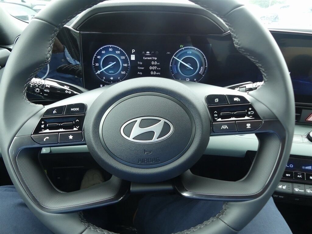 2025 Hyundai ELANTRA HYBRID Limited Waldorf MD