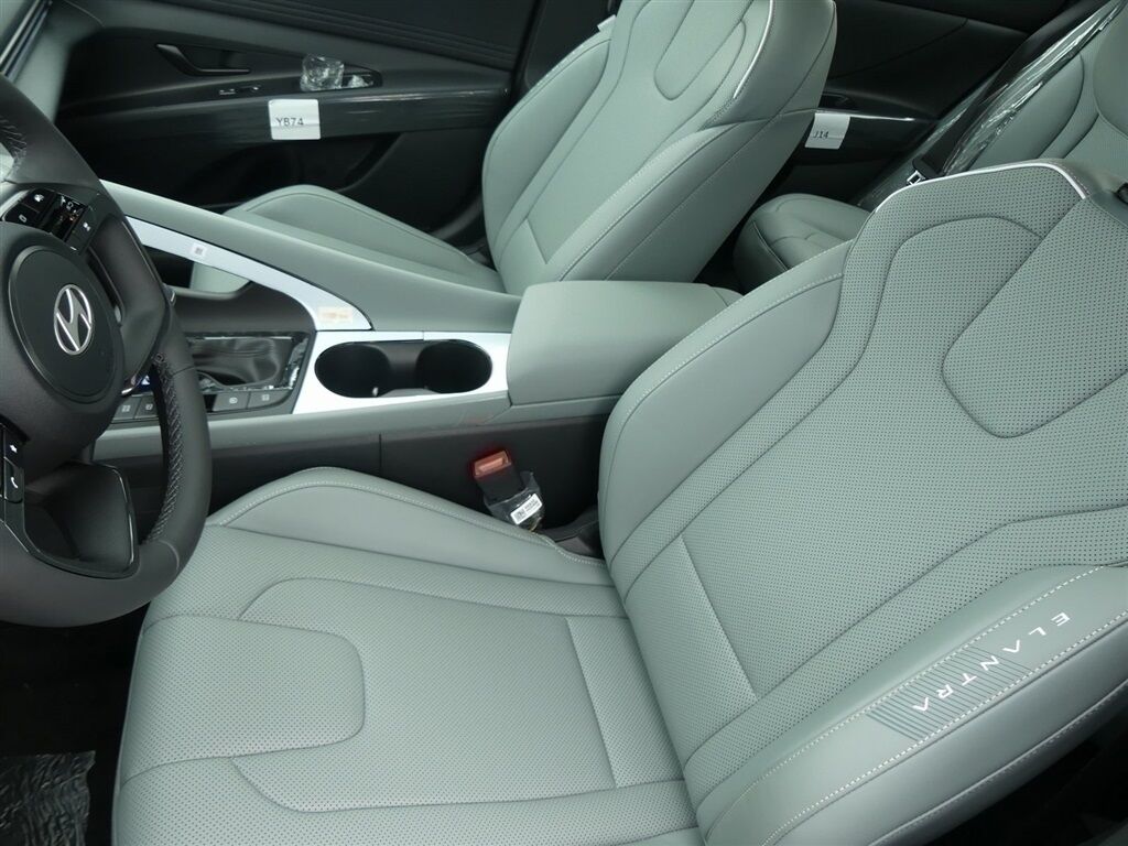 2025 Hyundai ELANTRA HYBRID Limited Waldorf MD