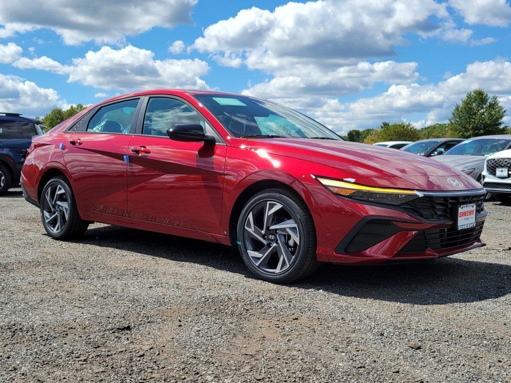 2025 Hyundai ELANTRA HYBRID SEL Sport