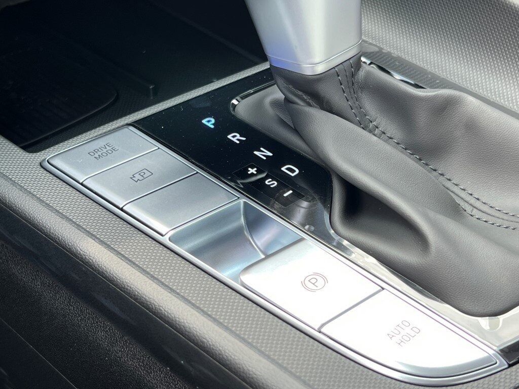 2025 Hyundai ELANTRA Limited Chantilly VA