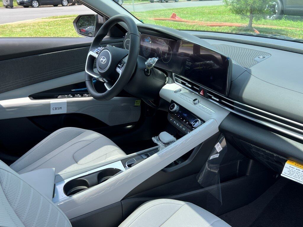 2025 Hyundai ELANTRA Limited Chantilly VA