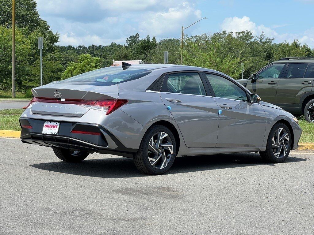 2025 Hyundai ELANTRA Limited Chantilly VA
