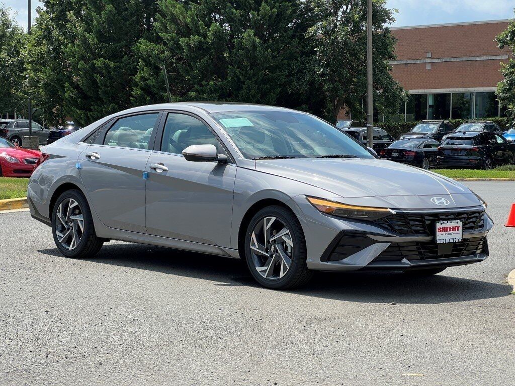 2025 Hyundai ELANTRA Limited Chantilly VA