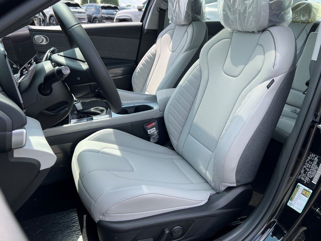 2025 Hyundai ELANTRA Limited Chantilly VA