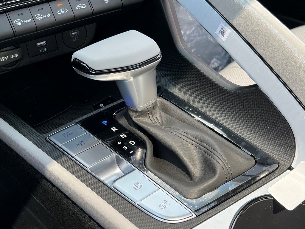 2025 Hyundai ELANTRA Limited Chantilly VA