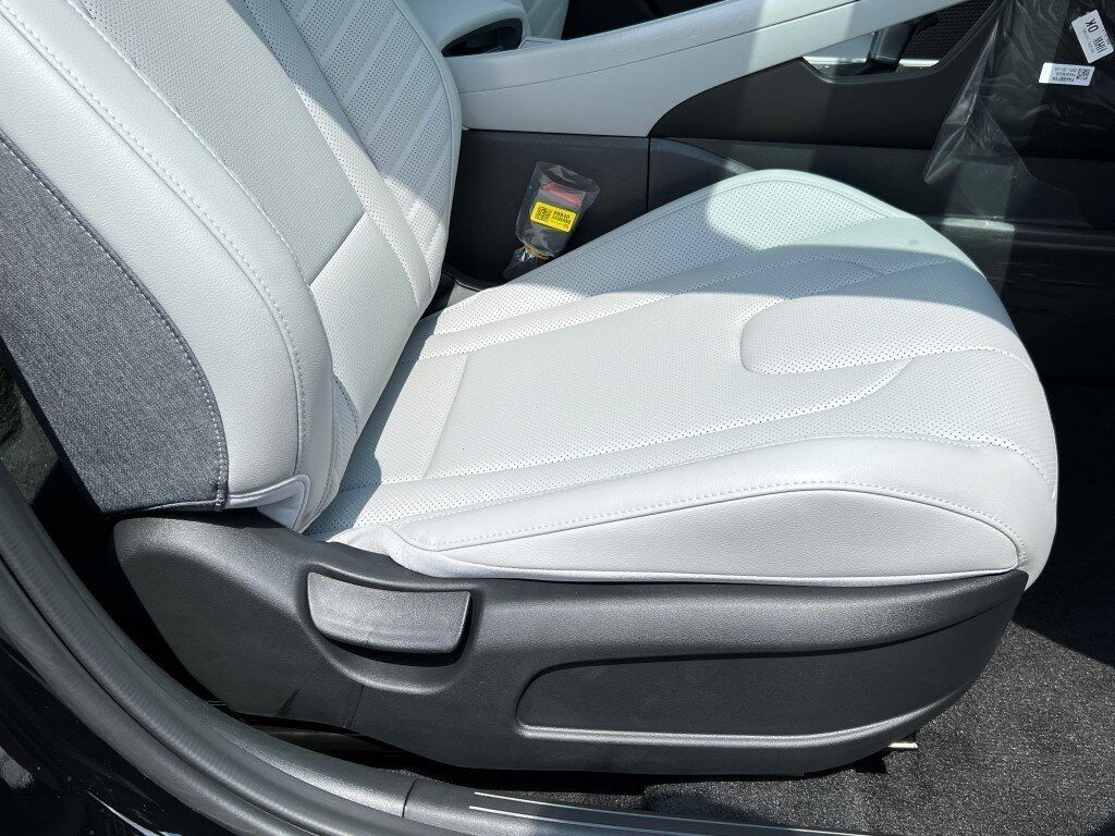 2025 Hyundai ELANTRA Limited Chantilly VA