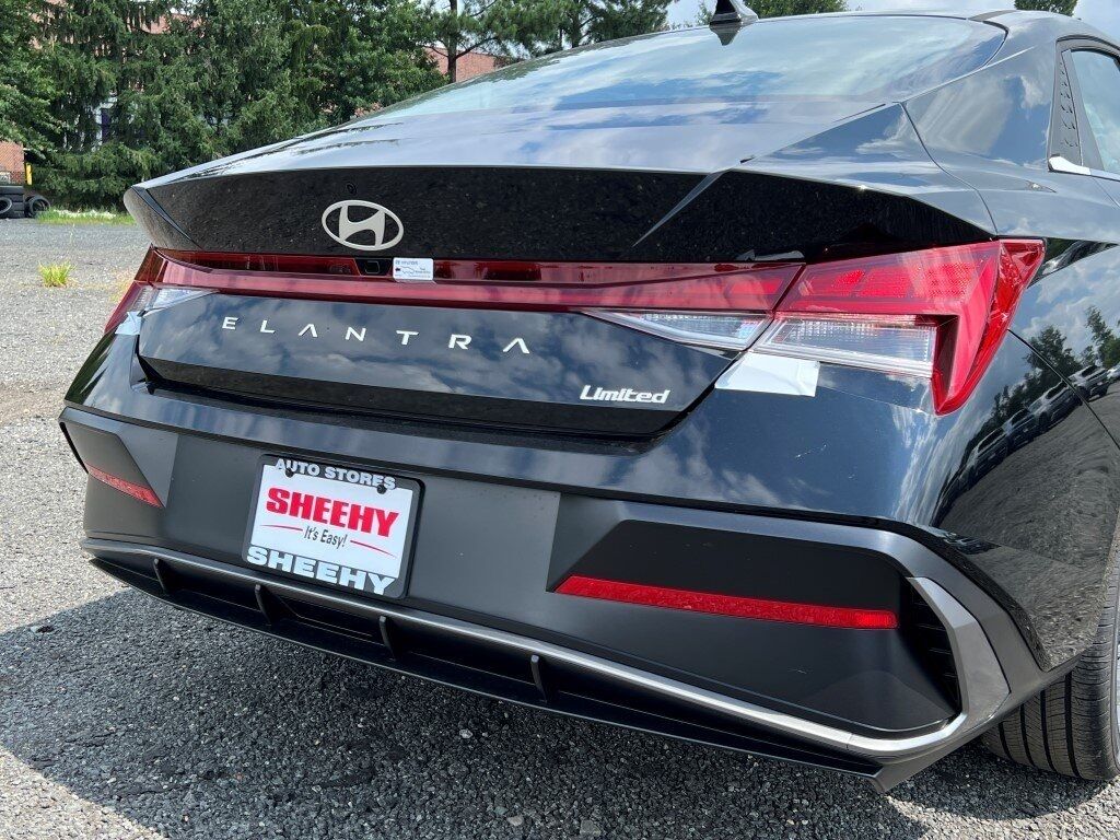 2025 Hyundai ELANTRA Limited Chantilly VA