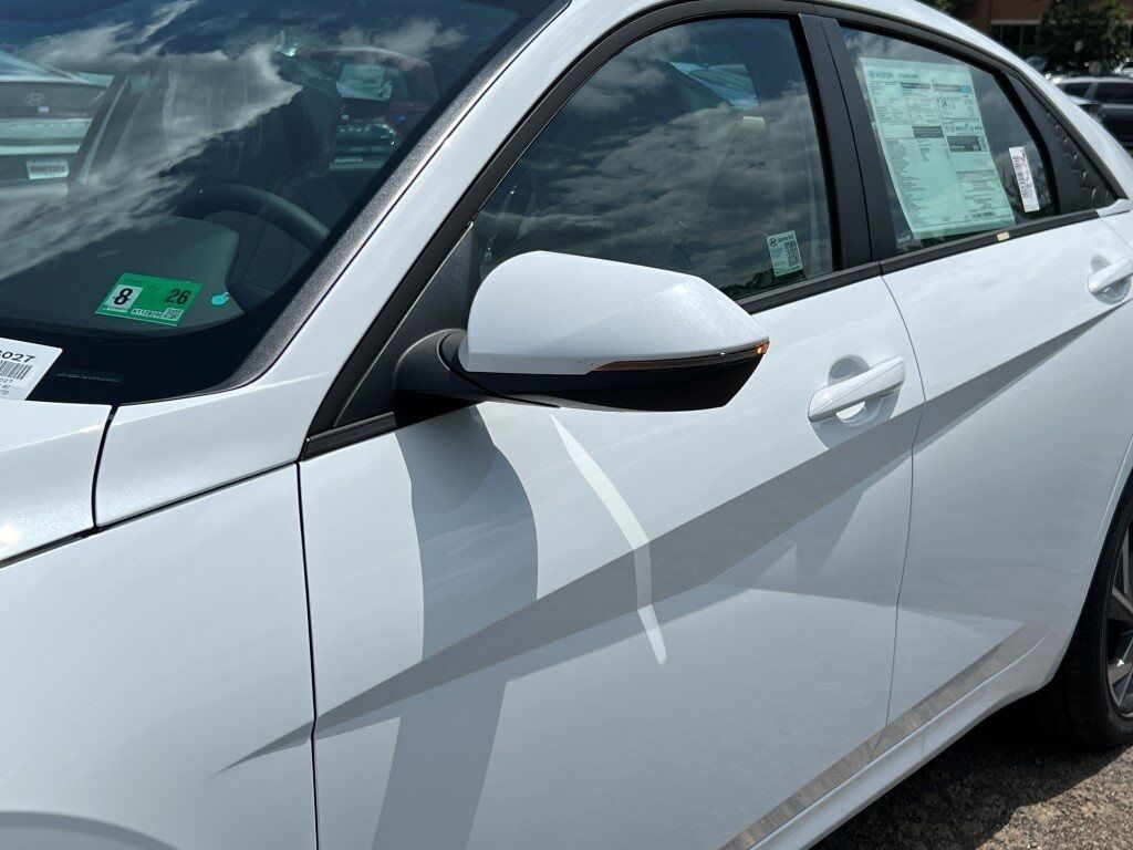 2025 Hyundai ELANTRA Limited Chantilly VA