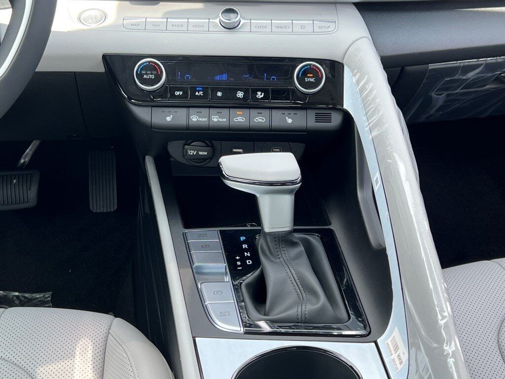 2025 Hyundai ELANTRA Limited Chantilly VA