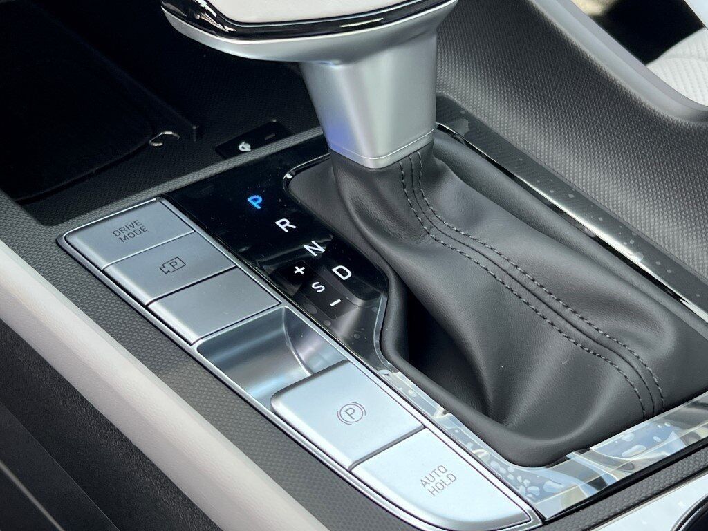2025 Hyundai ELANTRA Limited Chantilly VA