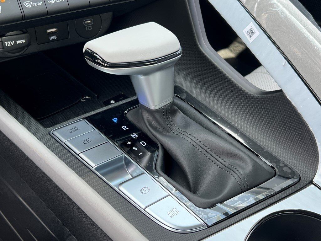 2025 Hyundai ELANTRA Limited Chantilly VA