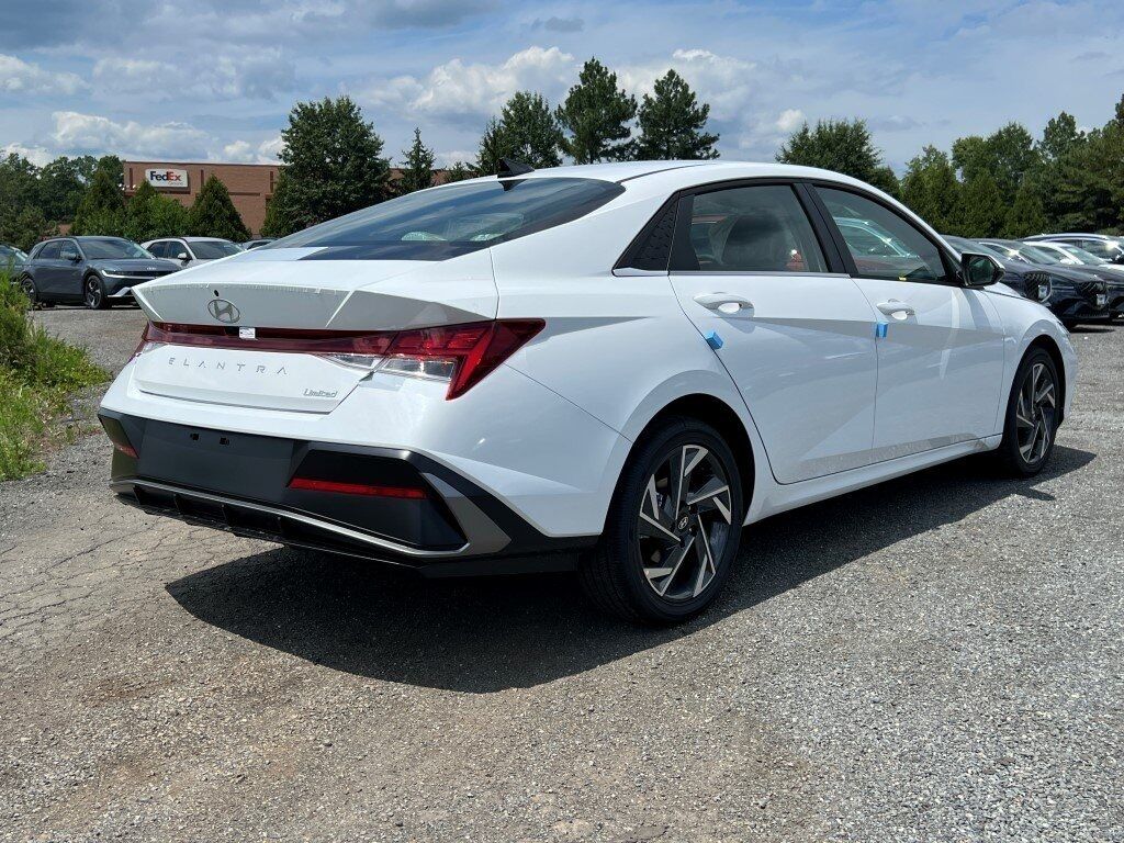 2025 Hyundai ELANTRA Limited Chantilly VA