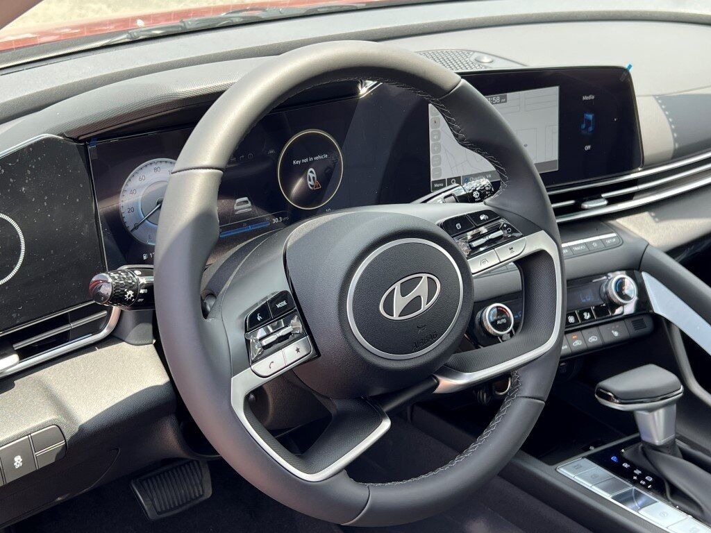2025 Hyundai ELANTRA Limited Chantilly VA