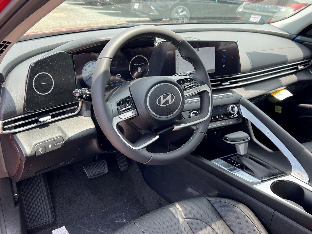 2025 Hyundai ELANTRA Limited Chantilly VA