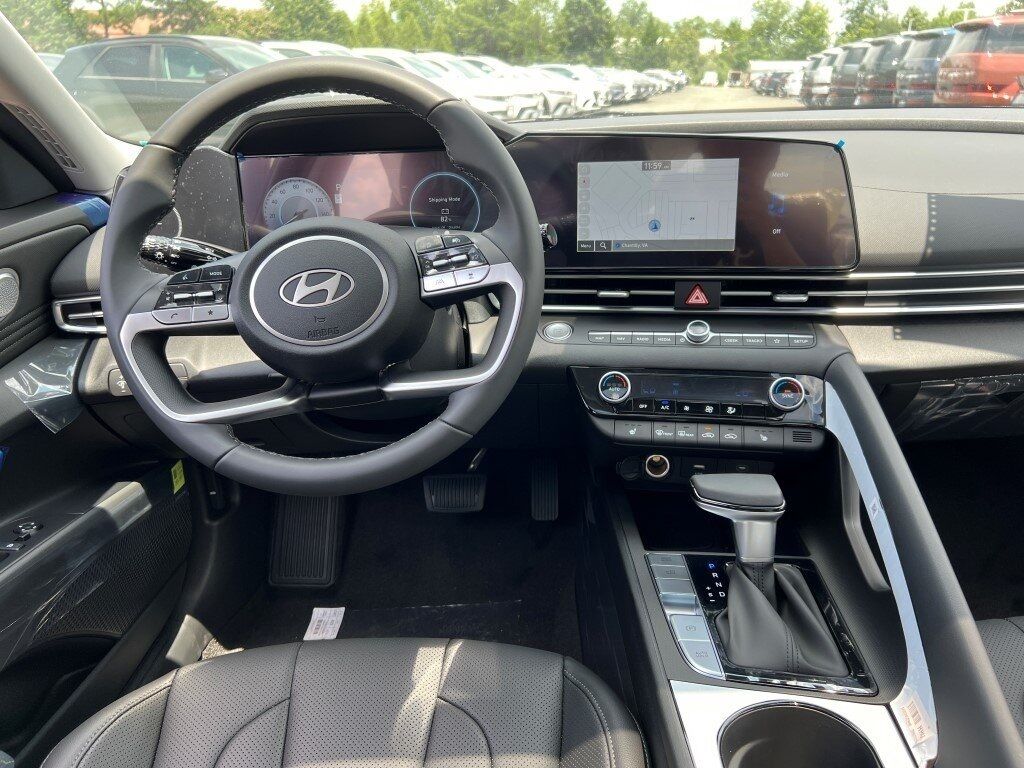2025 Hyundai ELANTRA Limited Chantilly VA