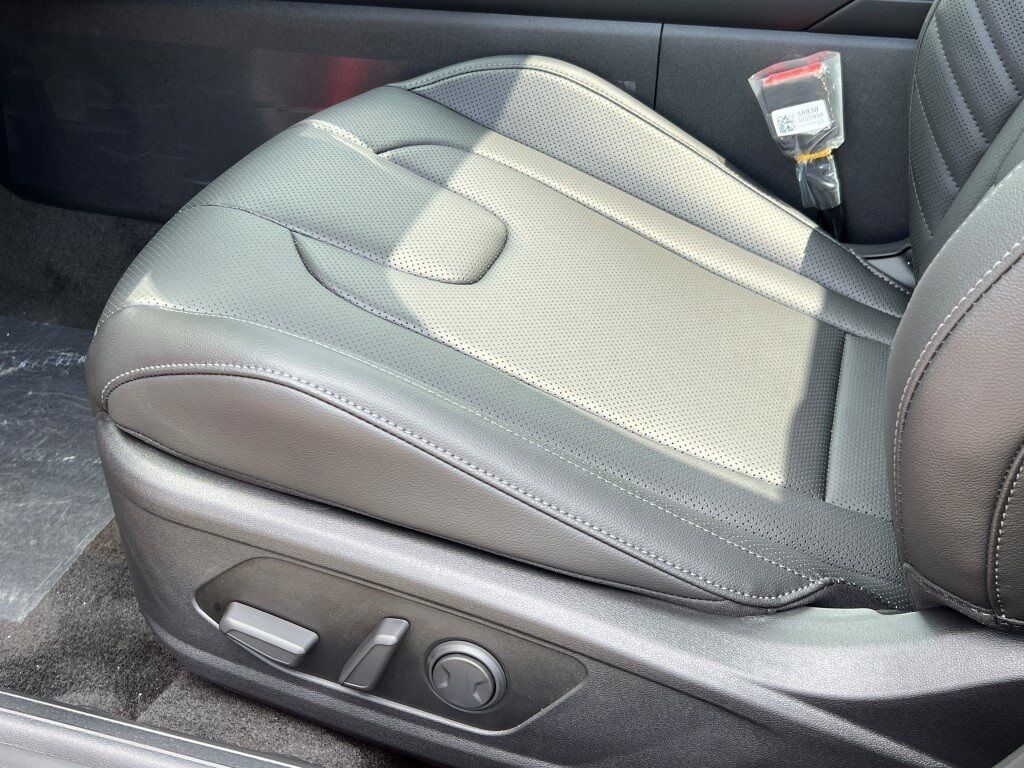 2025 Hyundai ELANTRA Limited Chantilly VA