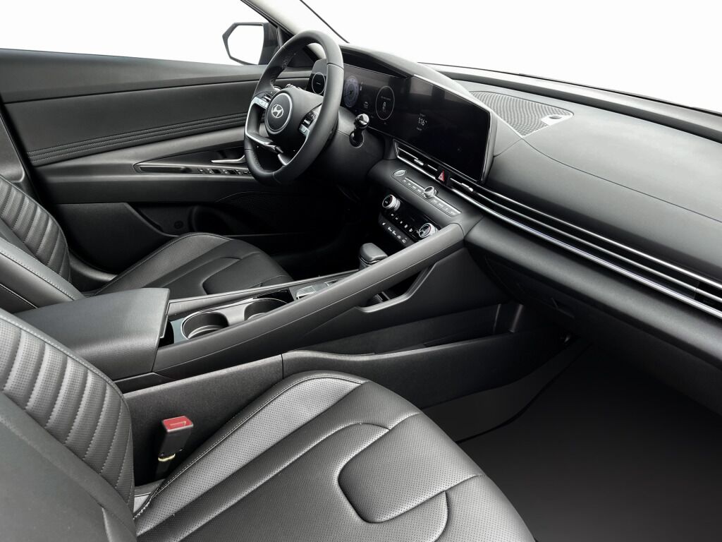 2025 Hyundai ELANTRA Limited Waldorf MD