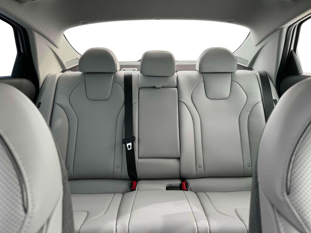 2025 Hyundai ELANTRA Limited Waldorf MD