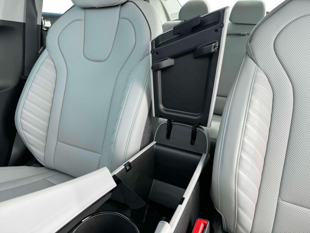 2025 Hyundai ELANTRA Limited Waldorf MD