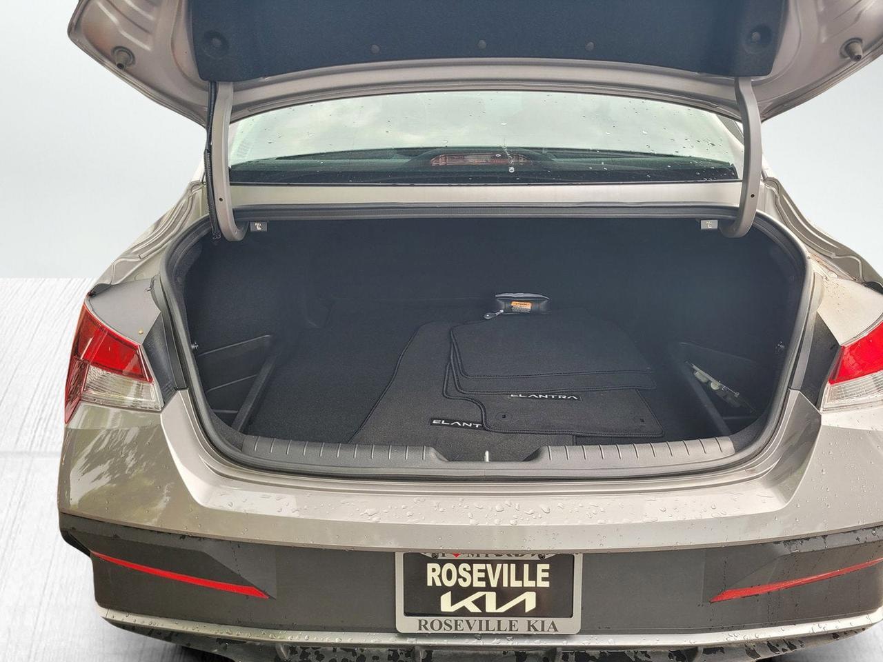 2025 Hyundai ELANTRA SE Roseville CA