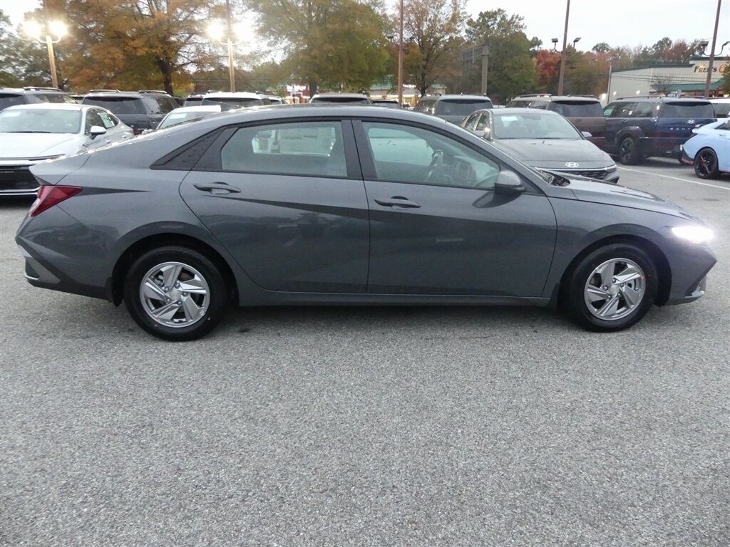 2025 Hyundai ELANTRA SE Waldorf MD