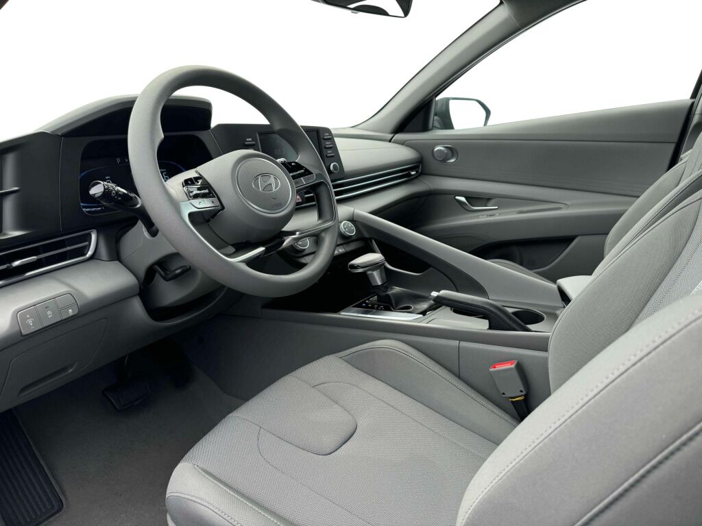 2025 Hyundai ELANTRA SE Waldorf MD