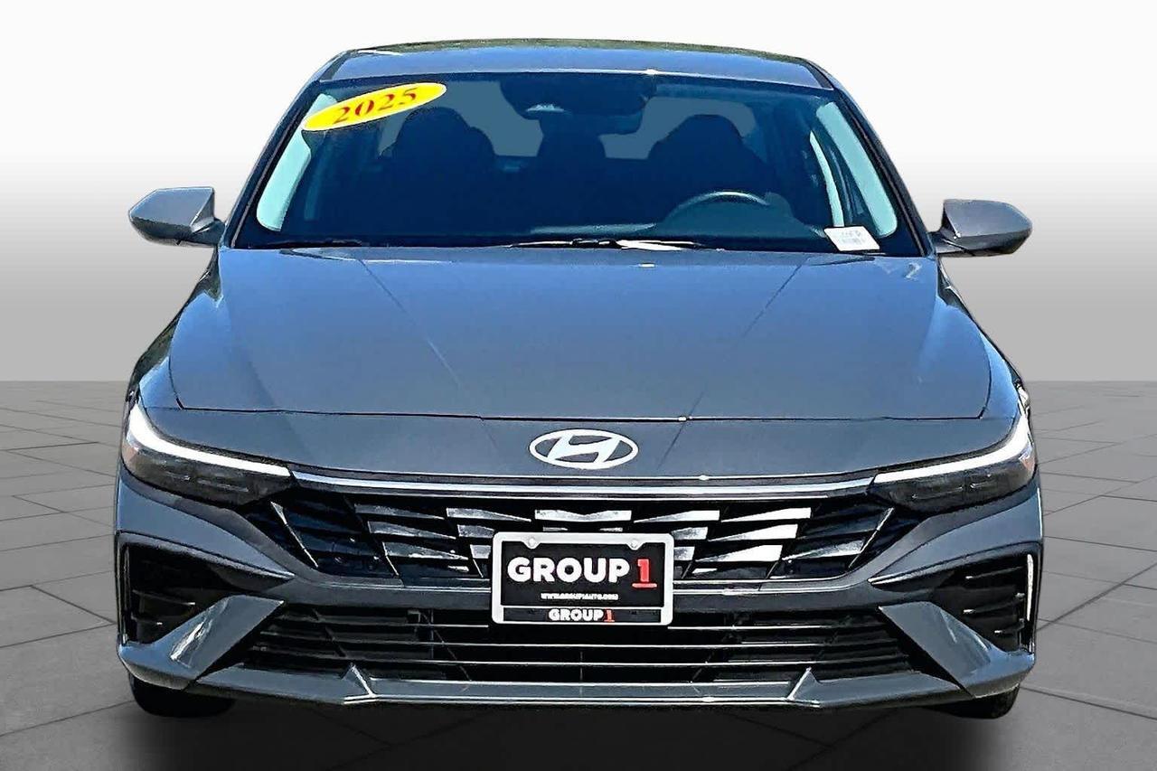 2025 Hyundai Elantra Hybrid Blue Folsom CA