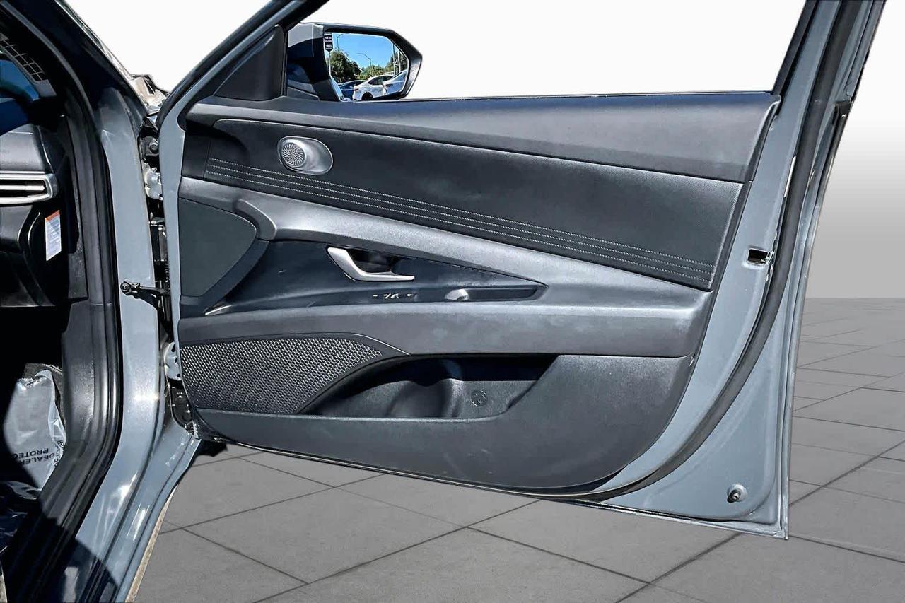 2025 Hyundai Elantra Hybrid Blue Folsom CA