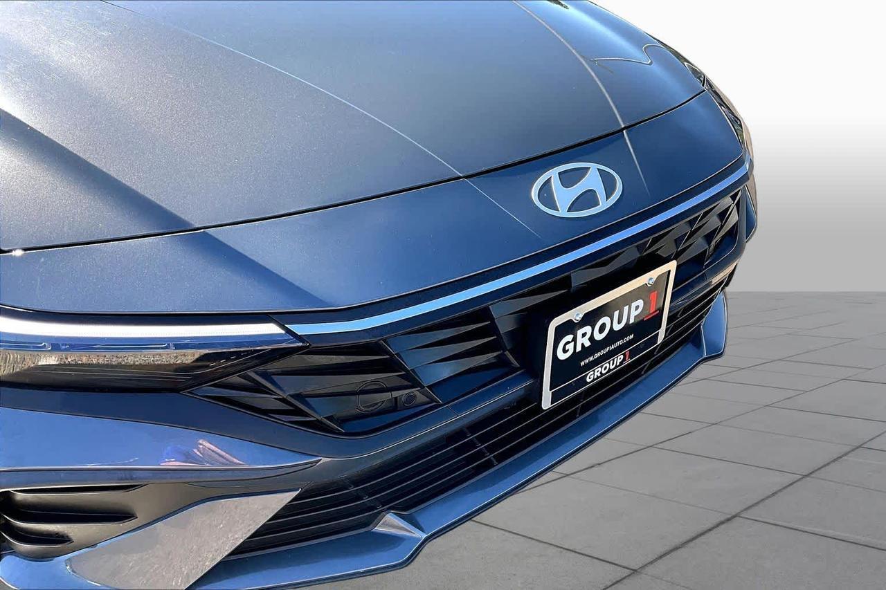 2025 Hyundai Elantra Hybrid Blue Folsom CA