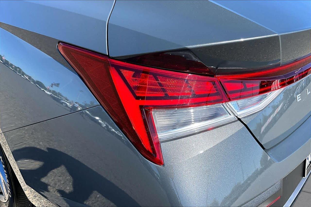 2025 Hyundai Elantra Hybrid Blue Folsom CA