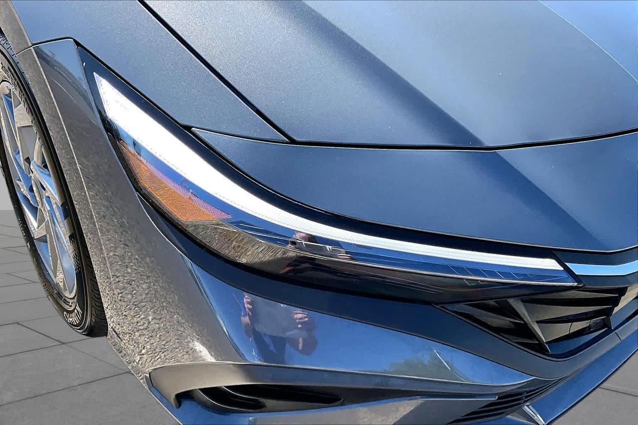 2025 Hyundai Elantra Hybrid Blue Folsom CA
