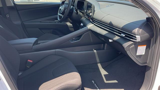2025 Hyundai Elantra Hybrid Blue Corona CA