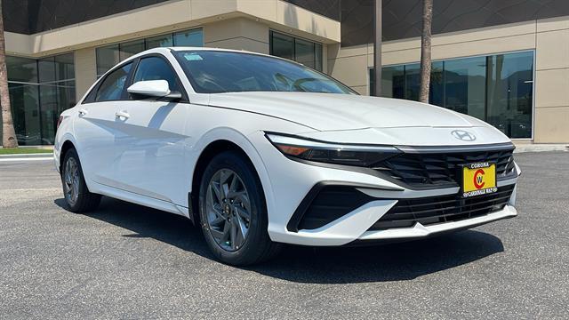 2025 Hyundai Elantra Hybrid Blue Corona CA