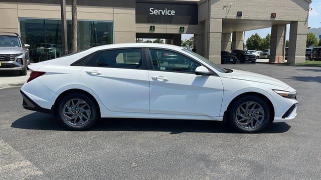 2025 Hyundai Elantra Hybrid Blue Corona CA