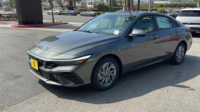 2025 Hyundai Elantra Hybrid Blue Corona CA