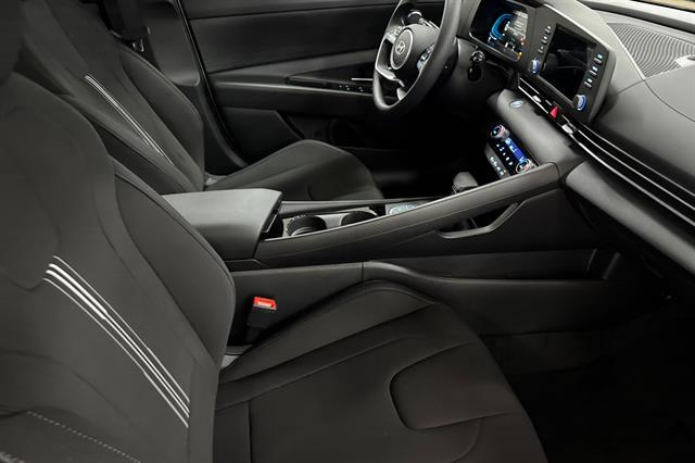 2025 Hyundai Elantra Hybrid Blue