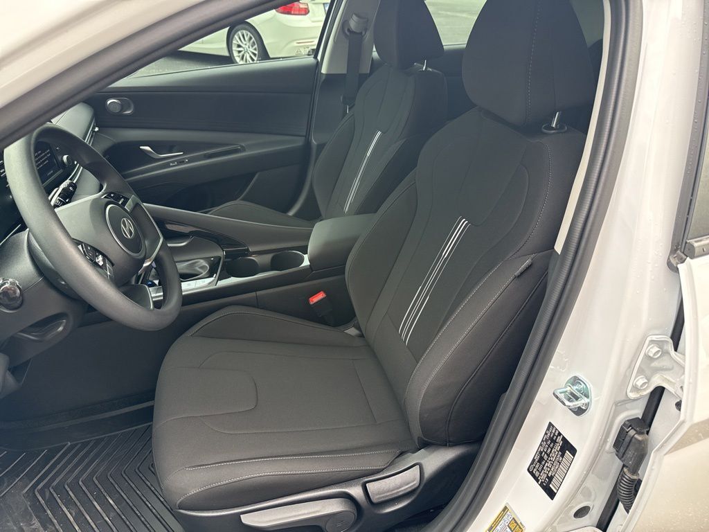 2025 Hyundai Elantra Hybrid Blue Mount Joy PA