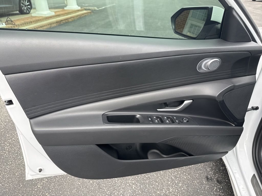 2025 Hyundai Elantra Hybrid Blue Mount Joy PA