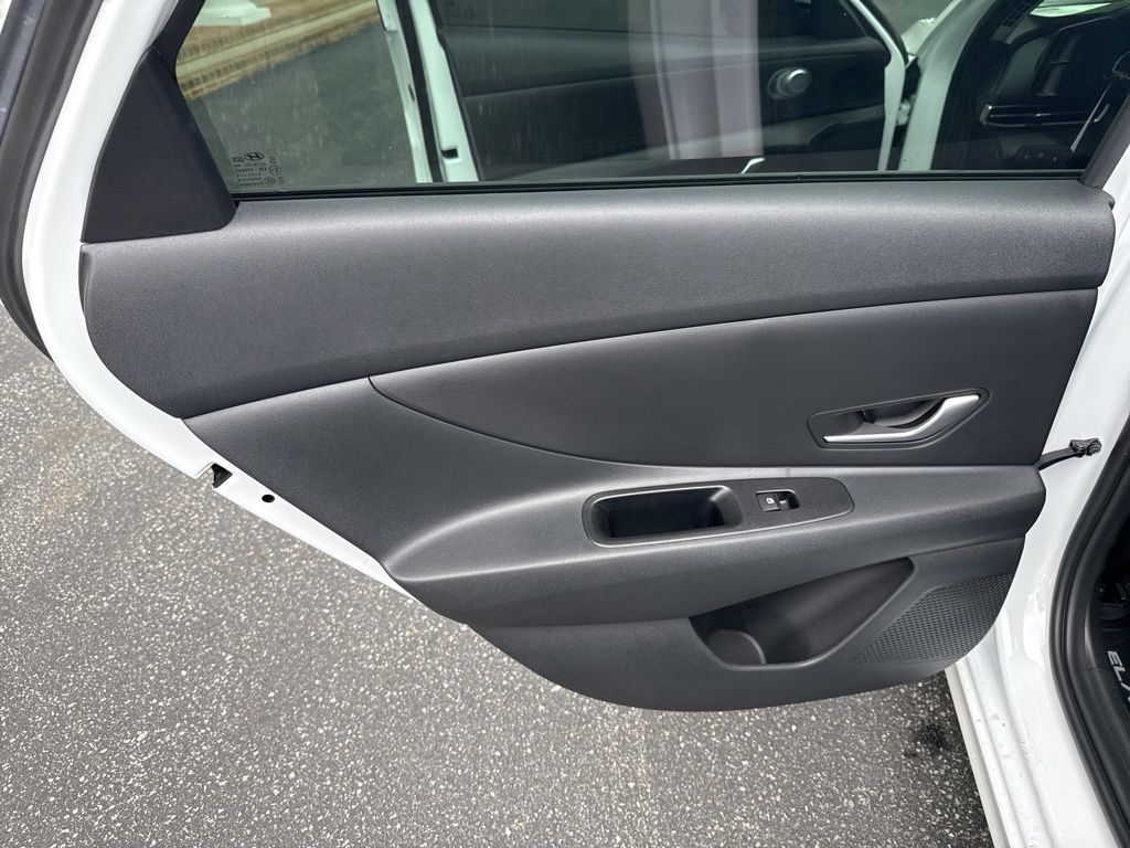 2025 Hyundai Elantra Hybrid Blue Mount Joy PA