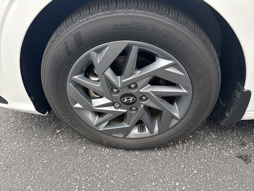 2025 Hyundai Elantra Hybrid Blue Mount Joy PA