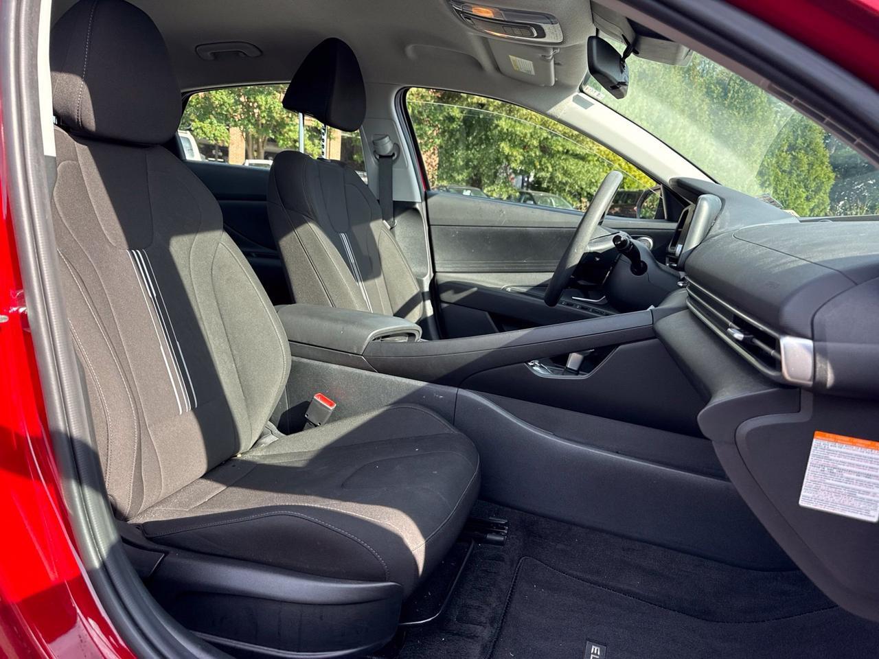 2025 Hyundai Elantra Hybrid Blue Chantilly VA
