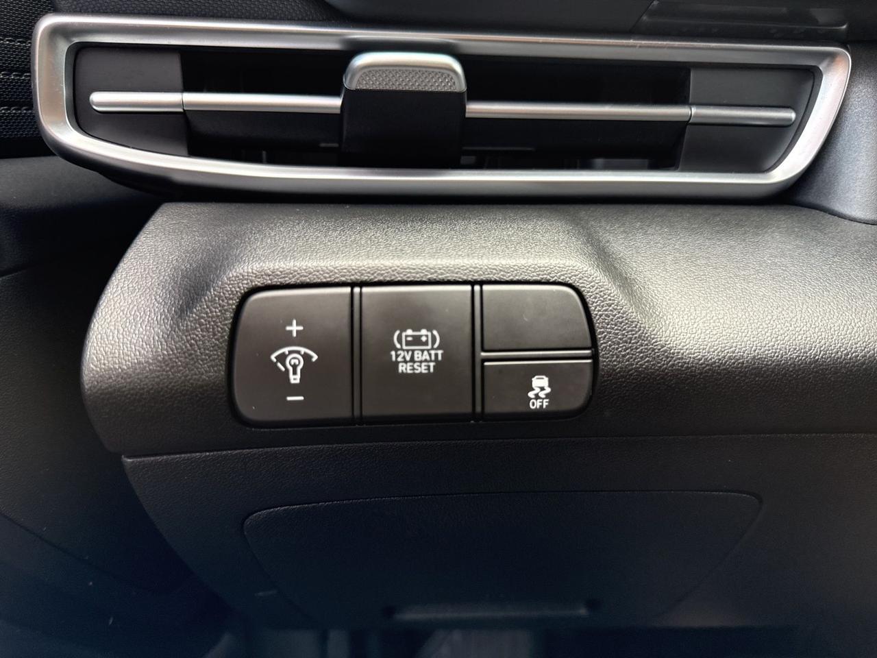 2025 Hyundai Elantra Hybrid Blue Chantilly VA