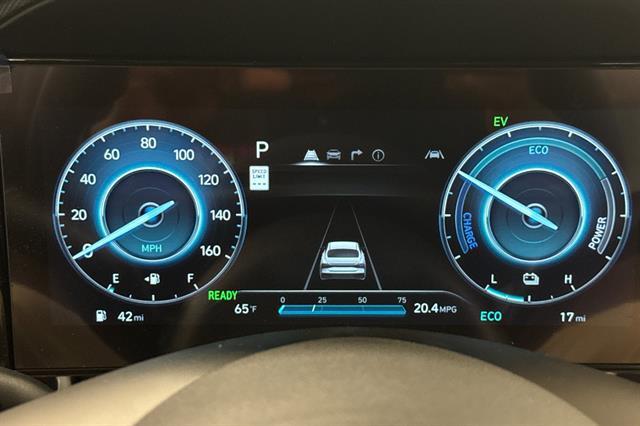 2025 Hyundai Elantra Hybrid Limited