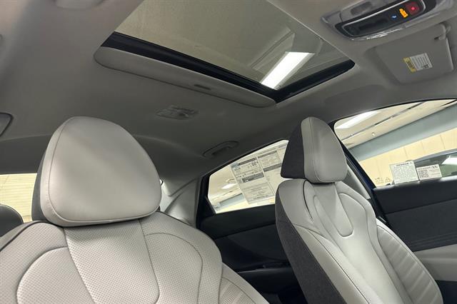 2025 Hyundai Elantra Hybrid Limited