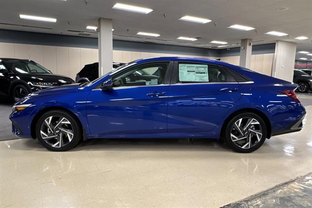 2025 Hyundai Elantra Hybrid Limited