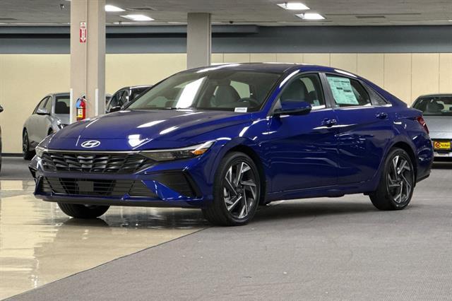 2025 Hyundai Elantra Hybrid Limited