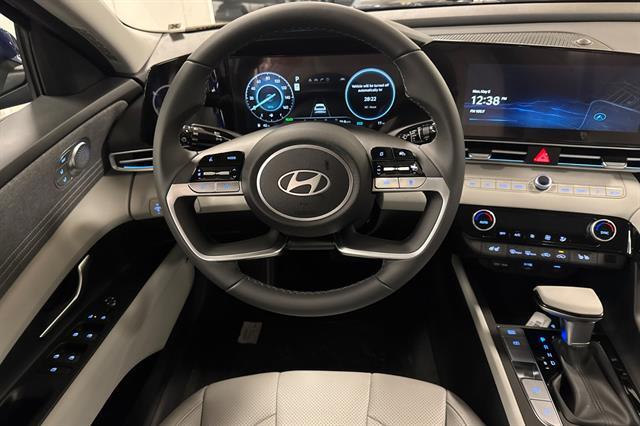 2025 Hyundai Elantra Hybrid Limited