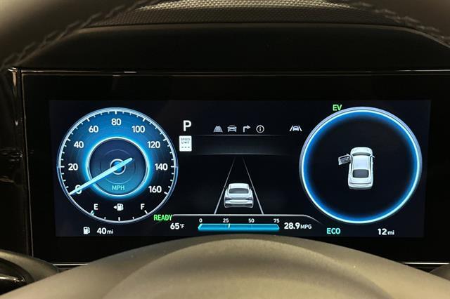 2025 Hyundai Elantra Hybrid Limited