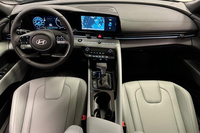 2025 Hyundai Elantra Hybrid Limited
