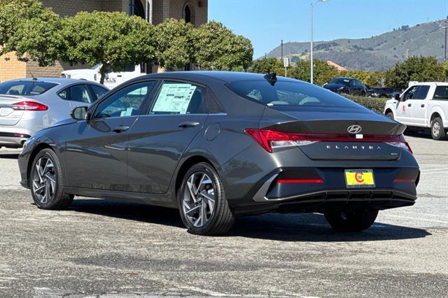 2025 Hyundai Elantra Hybrid Limited